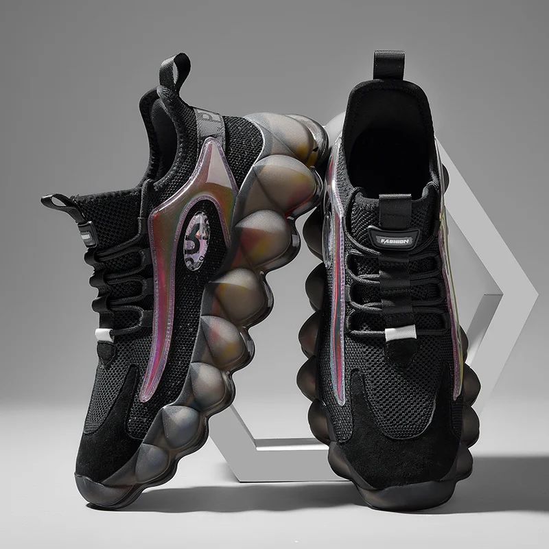 Ademende heren sportschoenen voor de zomer. Ideaal voor sporten en vrijetijdsbesteding. Zorgen voor comfort en verkoeling bij warm weer. — foto 3