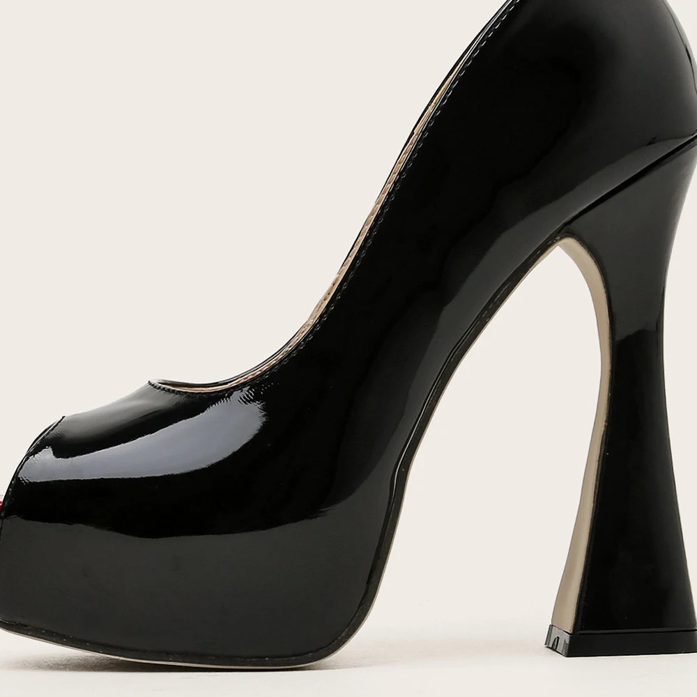 Lackierte Schuhe mit Fischmaul und dickem Absatz für Damen. Erleben Sie Komfort und Stil. Perfekt für Abendveranstaltungen und mehr. — foto 2