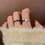 Anel feminino com design de coração de amor duplo, camada dupla de zircônia, joia elegante para expressar amor e carinho. — foto 4
