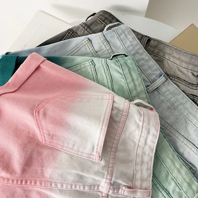 Pantalone sa visokim strukom i A krojem, slim fit, sa modernim gradijentom. Udoban i moderan izbor za vaš stil. — foto 3