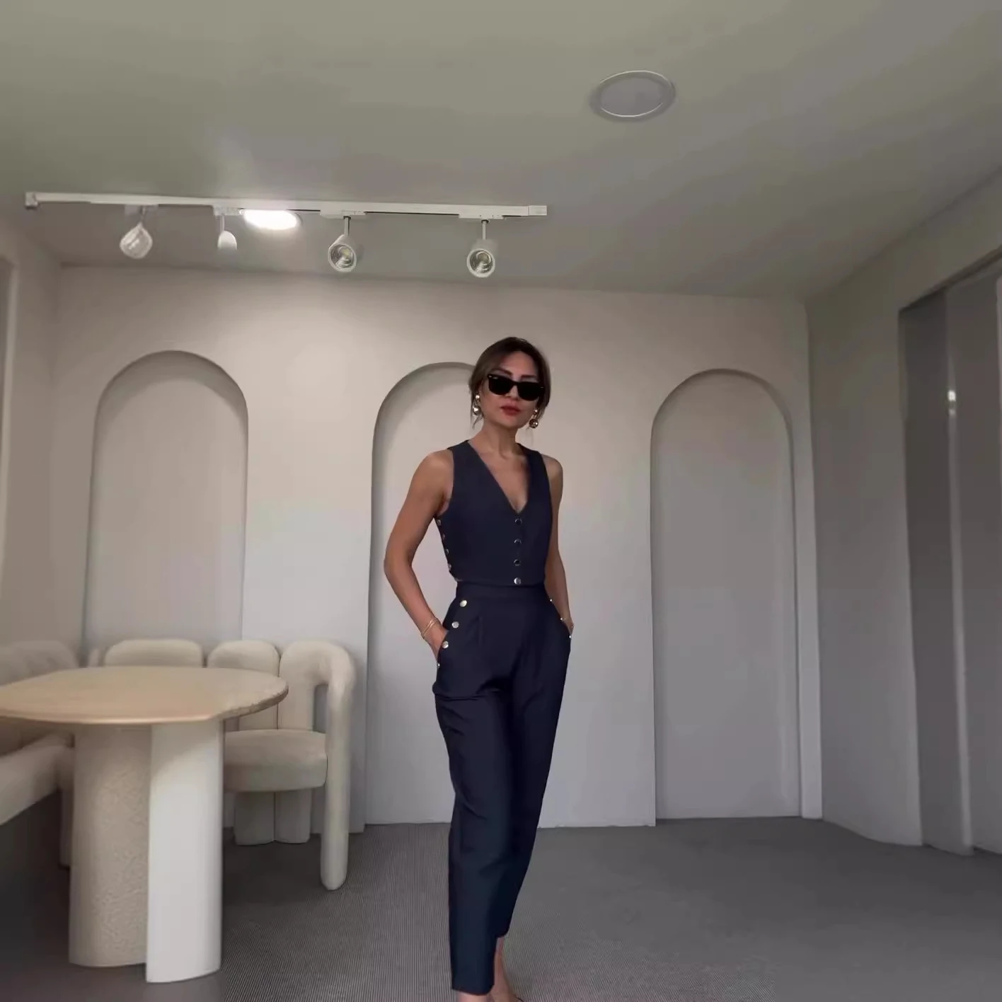 Title 4, Womens Two-piece Suit With Solid Color And But...