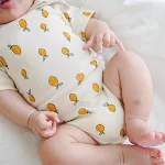 Body neonato estivo manica corta, stampa moda coreana per casa, tempo libero e arrampicata. Abbigliamento bambini confortevole. — foto 5