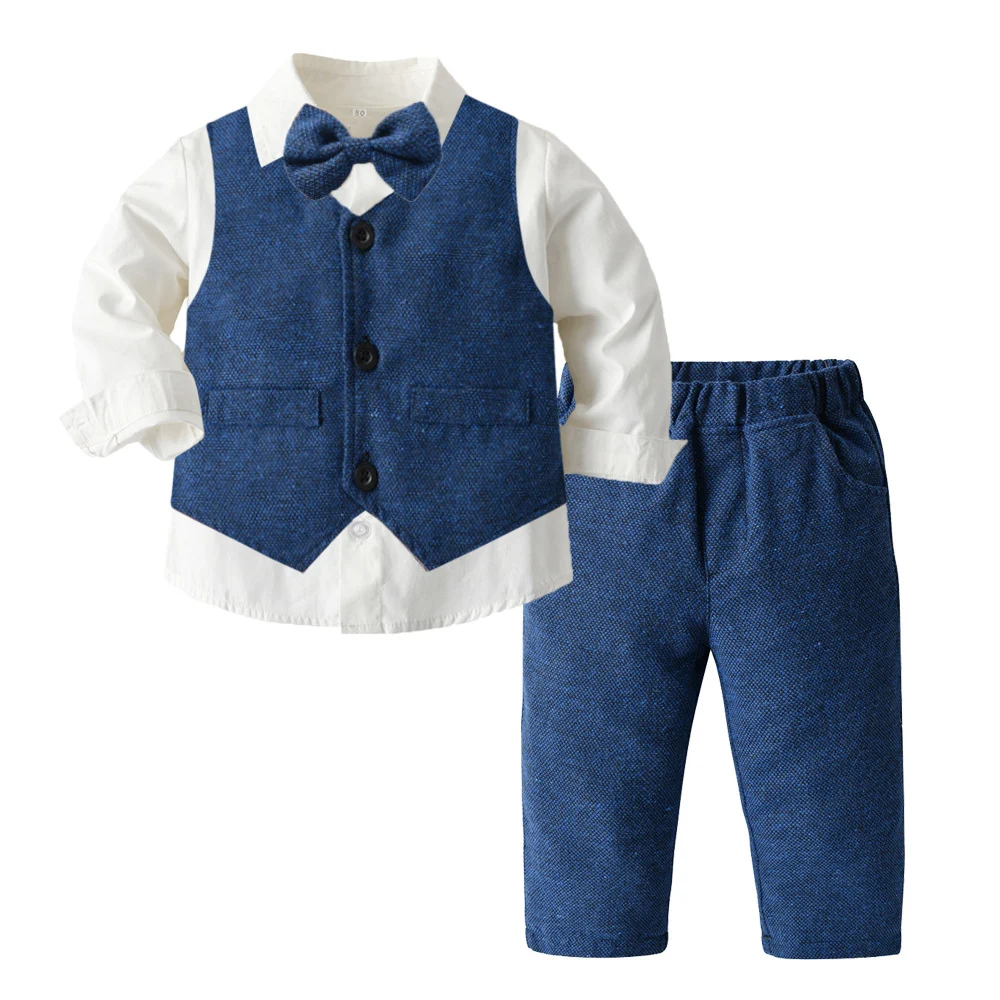 Herfstkleding voor jongens, driedelige set. Comfortabele kinderkleding voor de herfst. Ideaal voor de koelere dagen. Complete set. — foto 4
