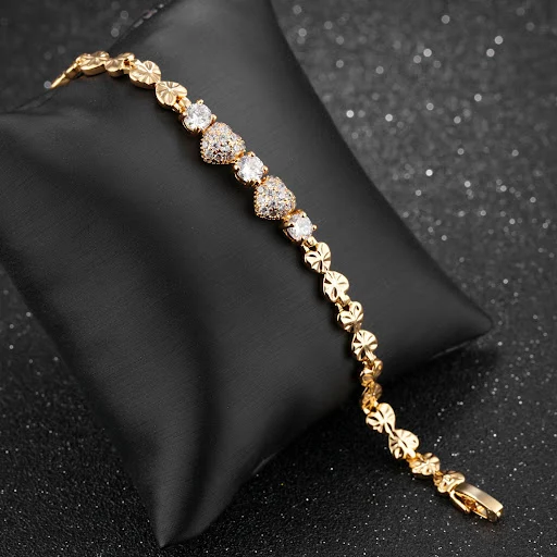 Title 3, Pulseira flash de diamante carinhoso