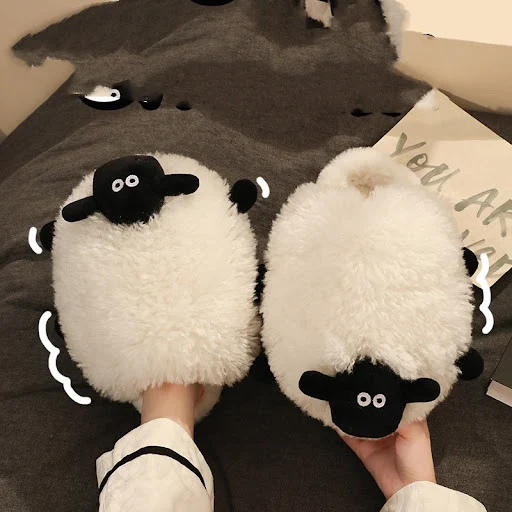 Title 4, Cute Lamb Cotton Slippers Female Winter Cozy an...