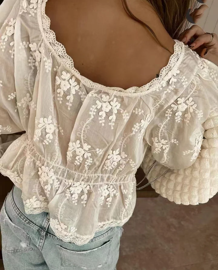 Title 19, Womens U-neck Loose Embroidered Long-sleeved S...