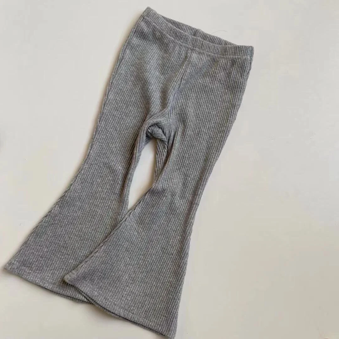 Dečije letnje pamučne pantalone sa prugama, elastičnim pojasom, retro modom i dizajnom zvona, svestrane i lako uklopive uz sve odevne kombinacije. — foto 17