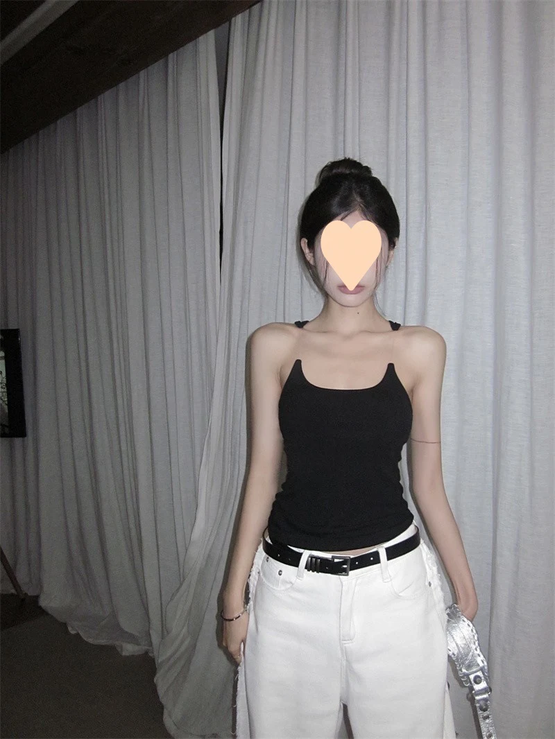 Title 6, Hot Girl Style Invisible Shoulder Camisole, Sle...