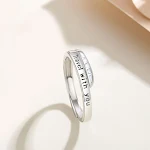 Anel de plataforma de viagem para casal em prata esterlina S925. Design moderno e resistente, ideal para eternizar o amor em suas viagens. — foto 3