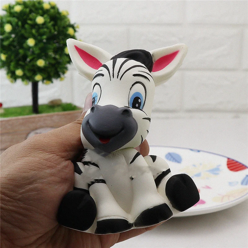 Quebra-cabeça de Vaca Leiteira em PU Brinquedo de descompressão. Alivia o estresse e a ansiedade com este divertido brinquedo. Perfeito para relaxar e presentear. — foto 4