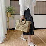 Nova Bolsa de Praia Boêmia de Férias Leve tudo com estilo! Perfeita para seus dias na praia, esta bolsa grande e estilosa te acompanha em suas aventuras — foto 4