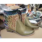 Botas étnicas curtas artesanais para um visual autêntico. Conforto e estilo em cada passo, ideais para diversas ocasiões. Experimente a originalidade! — foto 9