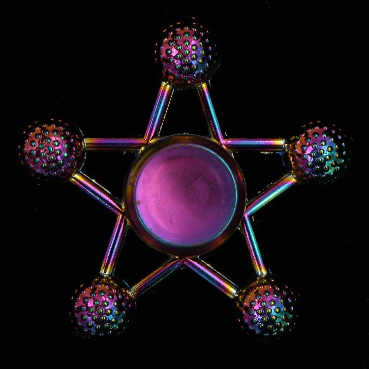 Zinc Alloy Electroplating Colorful Fingertip Top Brinquedo Giratório Colorido Alívio de Estresse Divertido Presente Crianças Adultos. — foto 72