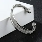 Pulseira de rede torcida aberta e ajustável com borda larga. Anel de mão metálico moderno e de personalidade para mulheres. — foto 3