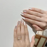Cameo Brown White Moonlight Cat Eye nagellak voor dames, creëert een kattenoog effect met glans en kleur. — foto 3