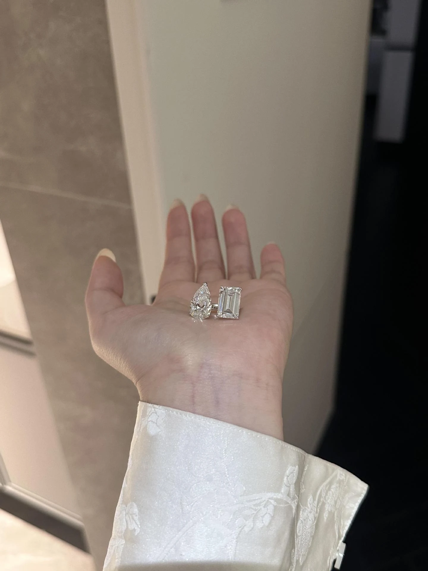 Title 3, Anillo de plata S925 con doble piedra de pera y...