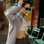 Retro Sportieve Casual Jas Dames Slimmend Verdikt Korte Opstaande Kraag Top Warme en stijlvolle jas, ideaal voor dagelijks gebruik en sportieve activiteiten — foto 3