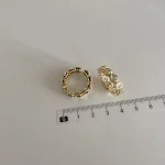 Anel de zircônia em forma de coração, retrô e minimalista, elegante e versátil. Perfeito para um toque de graça em qualquer visual. — foto 6