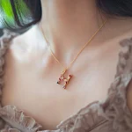 Colar feminino arco-íris com 26 letras inglesas, prata S925, zircônia colorida, um acessório elegante para realçar seu visual e expressar sua personalidade. — foto 29