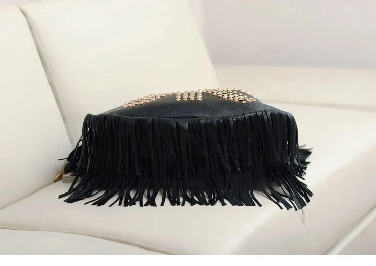 Bolsa mensageiro feminina portátil com detalhes de rebite no ombro Multifuncional, perfeita para carregar tudo com estilo e praticidade. — foto 1