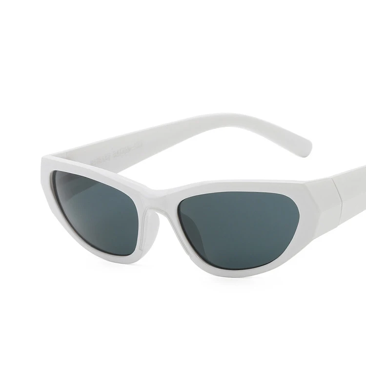 Title 14, Street Millennium Spicy Girl Sunglasses for bol...