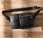 Nova Bolsa de Ombro Masculina de Couro, Fashion e Elegante. Perfeita para o dia a dia, trabalho ou eventos, com muito estilo. — foto 2