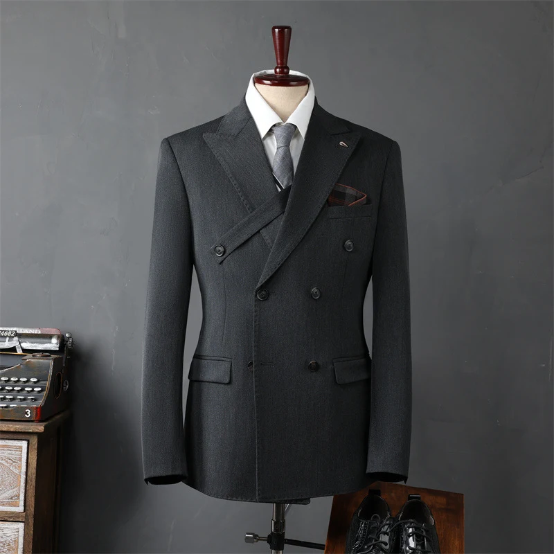 Terno Masculino Double Breasted para Negócios Elegância Clássica e Sofisticação para o Ambiente Profissional Ideal para Reuniões e Eventos Importantes — foto 7