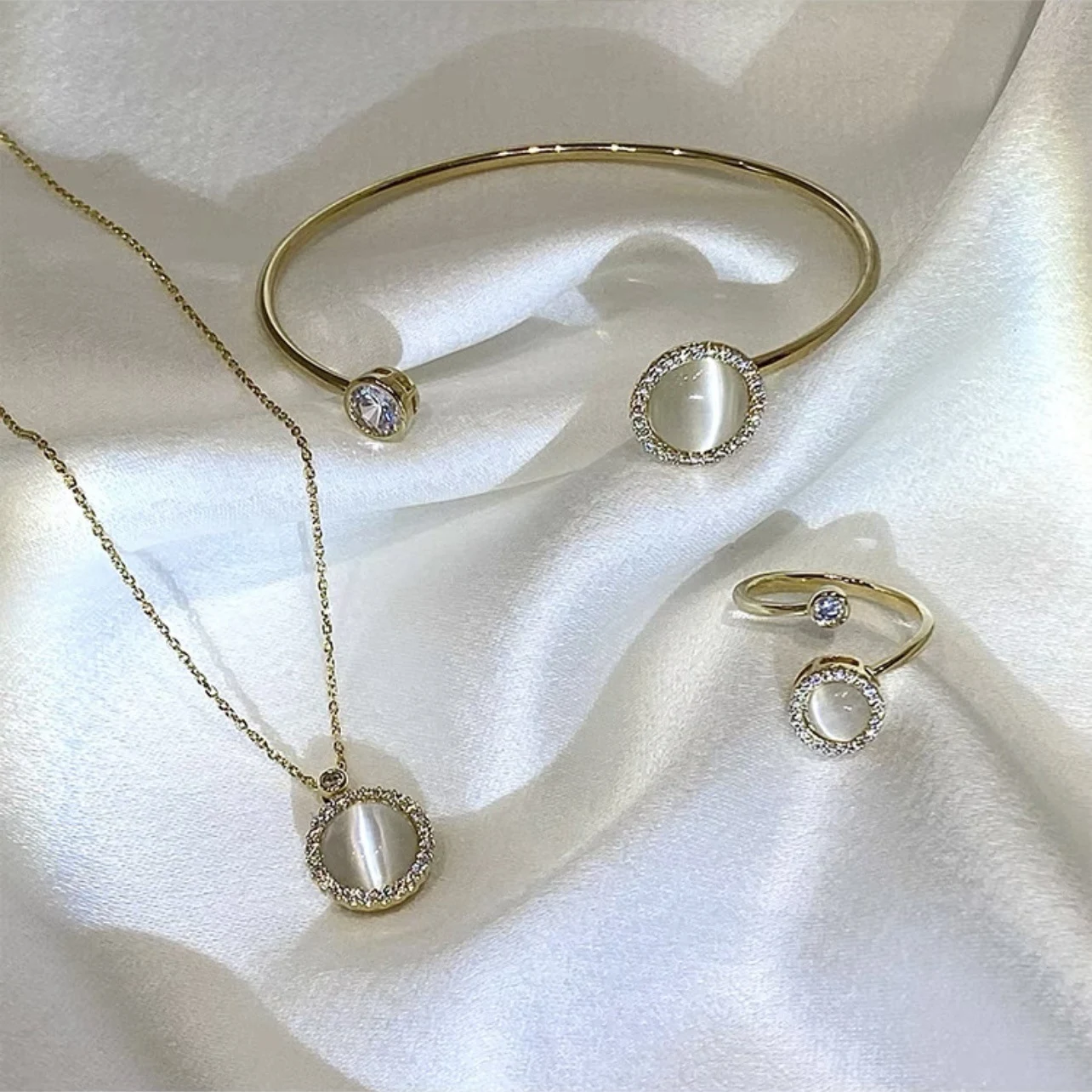 Colar Micro Set Zircônia Redonda Giratória Corrente Clavícula Elegante Joia Feminina Perfeita Presente — foto 8