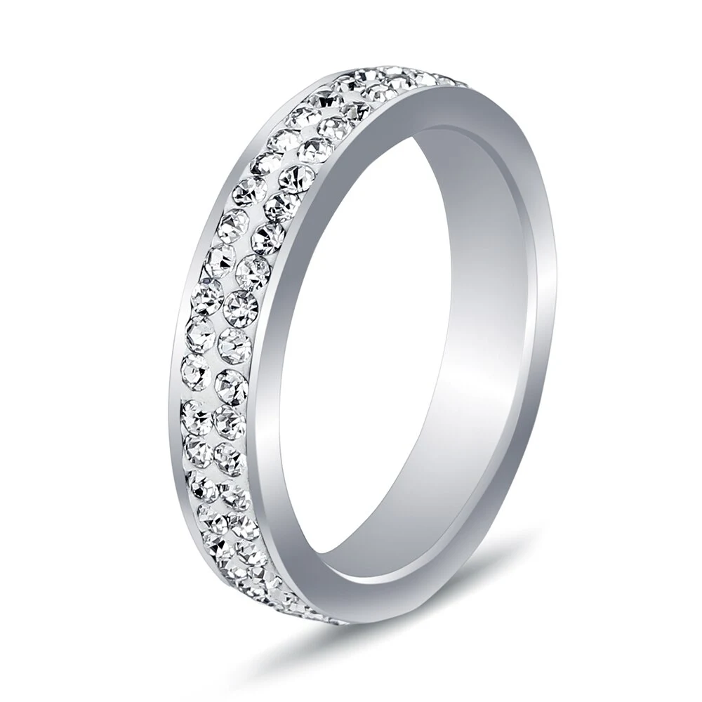 Robuster Edelstahlring für Damen und Herren. Langlebiger, hypoallergener Schmuck, ideal für den täglichen Gebrauch. Ein stilvolles Accessoire. — foto 4