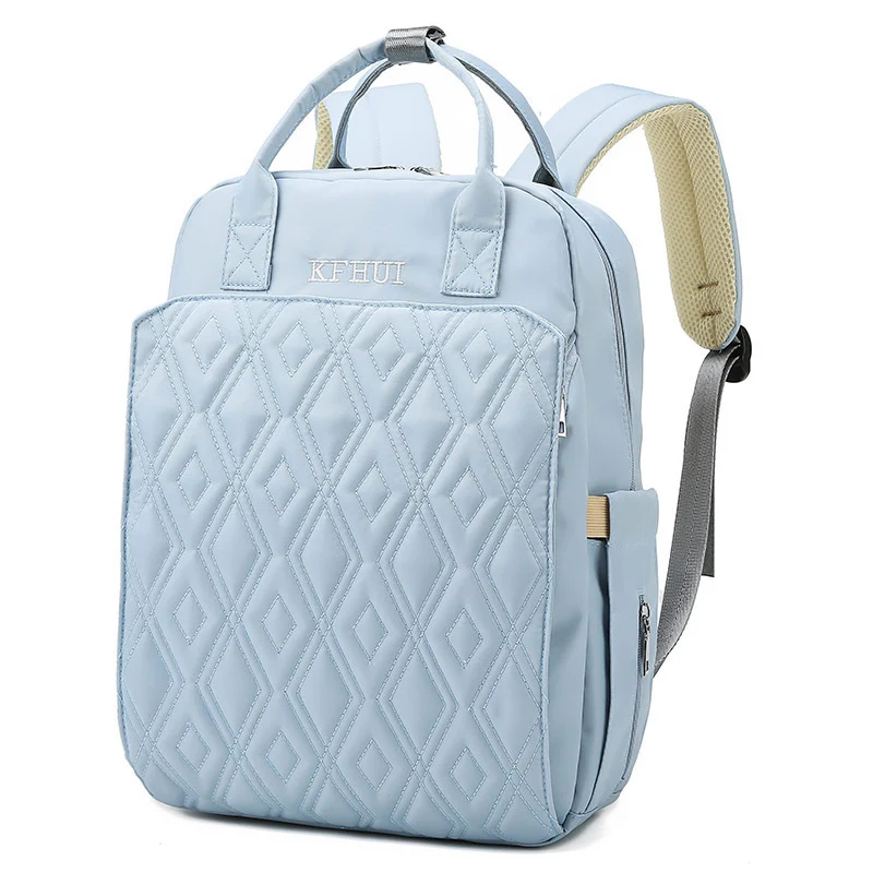 Grote luiertas met babytas, ruim voor luiers en benodigdheden. De perfecte oplossing voor onderweg, overzichtelijk en handig. — foto 2