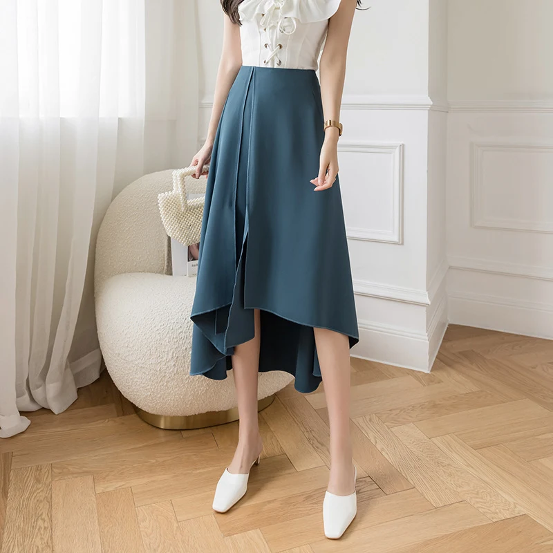 Saia feminina com cintura alta e design slim. Realce sua silhueta com esta saia elegante e moderna, perfeita para diversas ocasiões. — foto 6