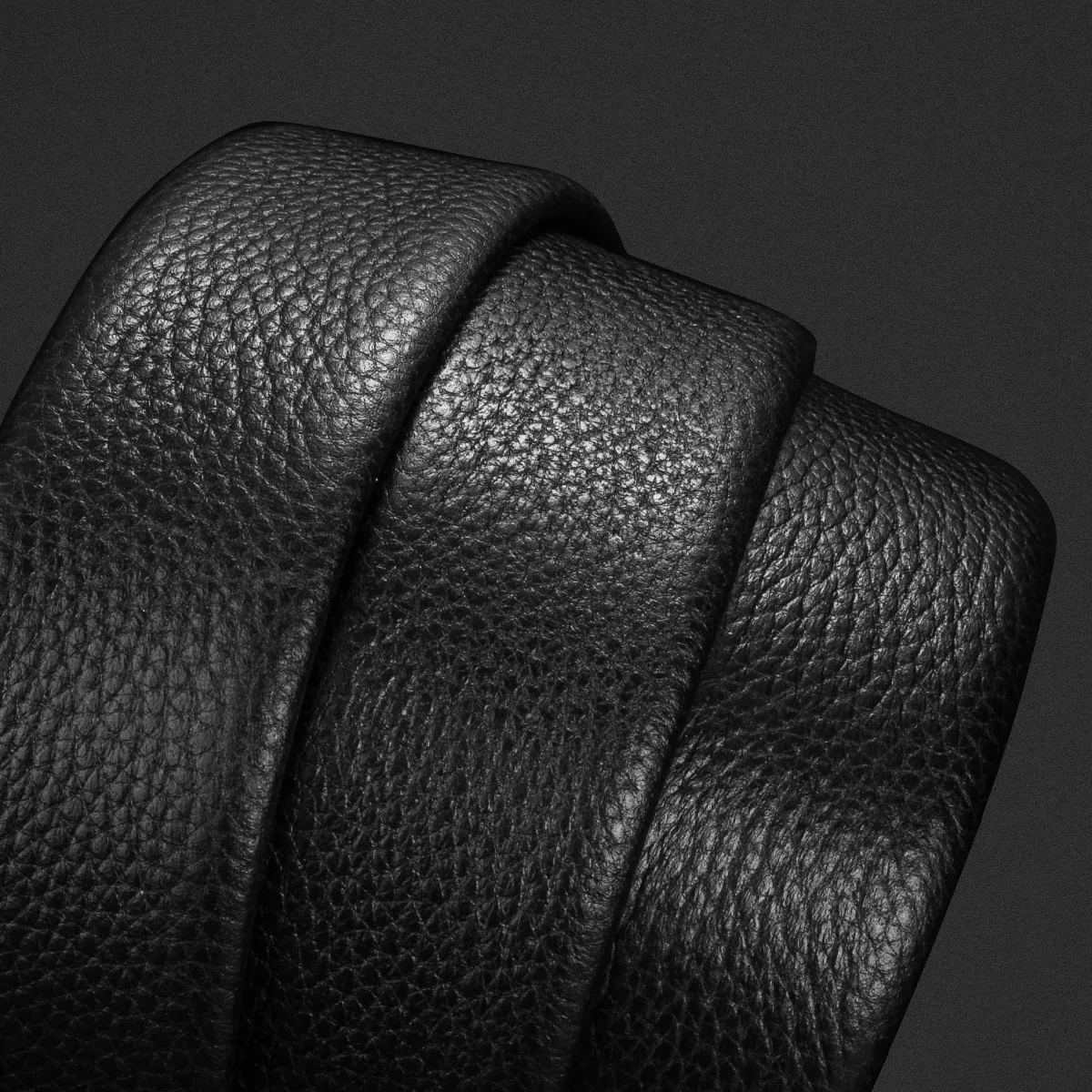Title 7, Mens leather belt for a classic look. Durable,...