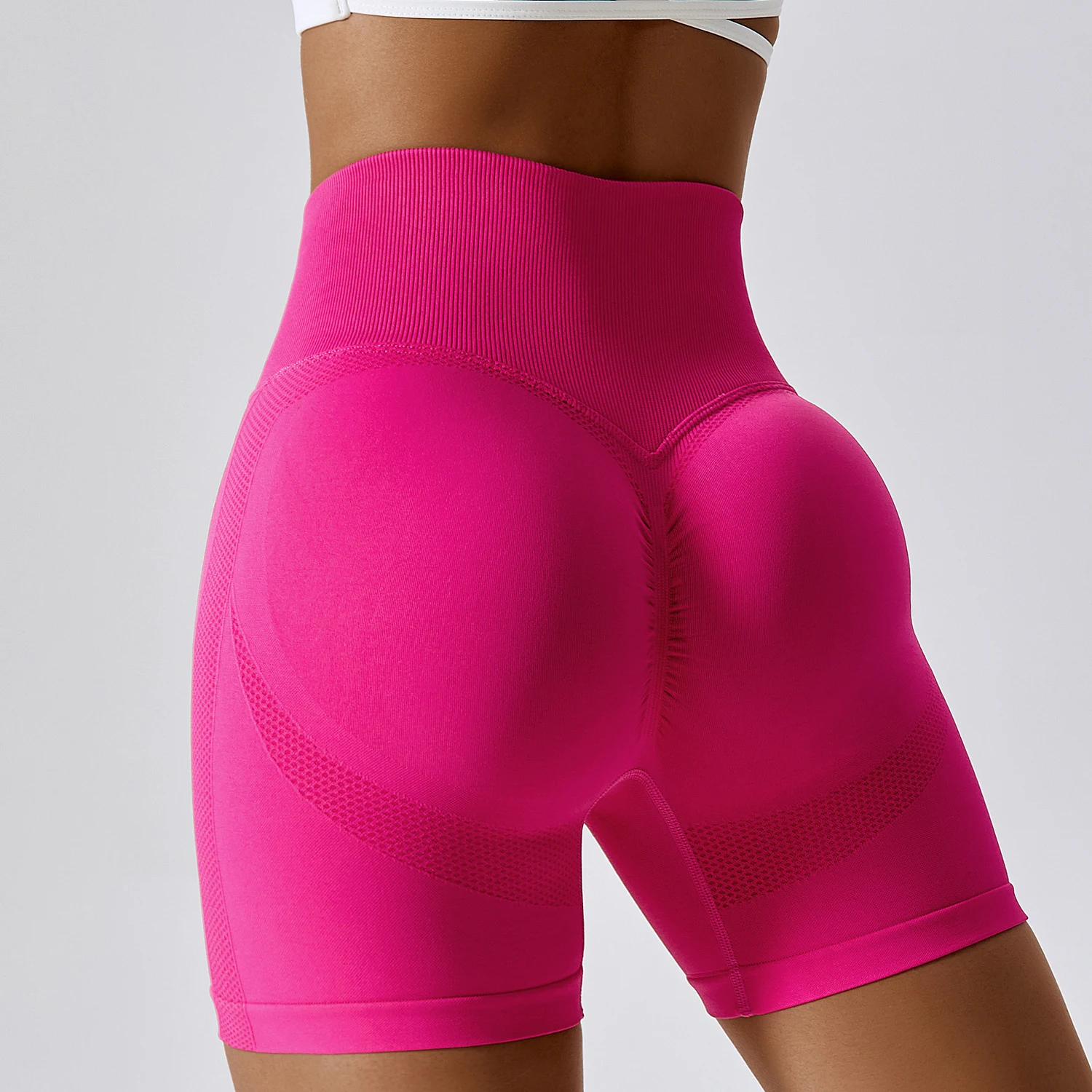 Shorts de yoga sin costuras para mujer en Europa y América. Diseñados para mayor comodidad, libertad de movimiento y un ajuste perfecto durante tus entrenamientos. — foto 7