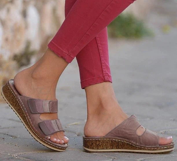 Title 2, Versatile and simple mother sandals with a thic...