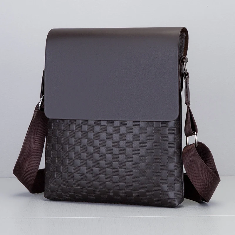 Bolsa Mensageiro Crossbody Casual Masculina Leve e Prática para o Dia a Dia, Com Compartimentos para Organização e Conforto ao Transportar. — foto 5