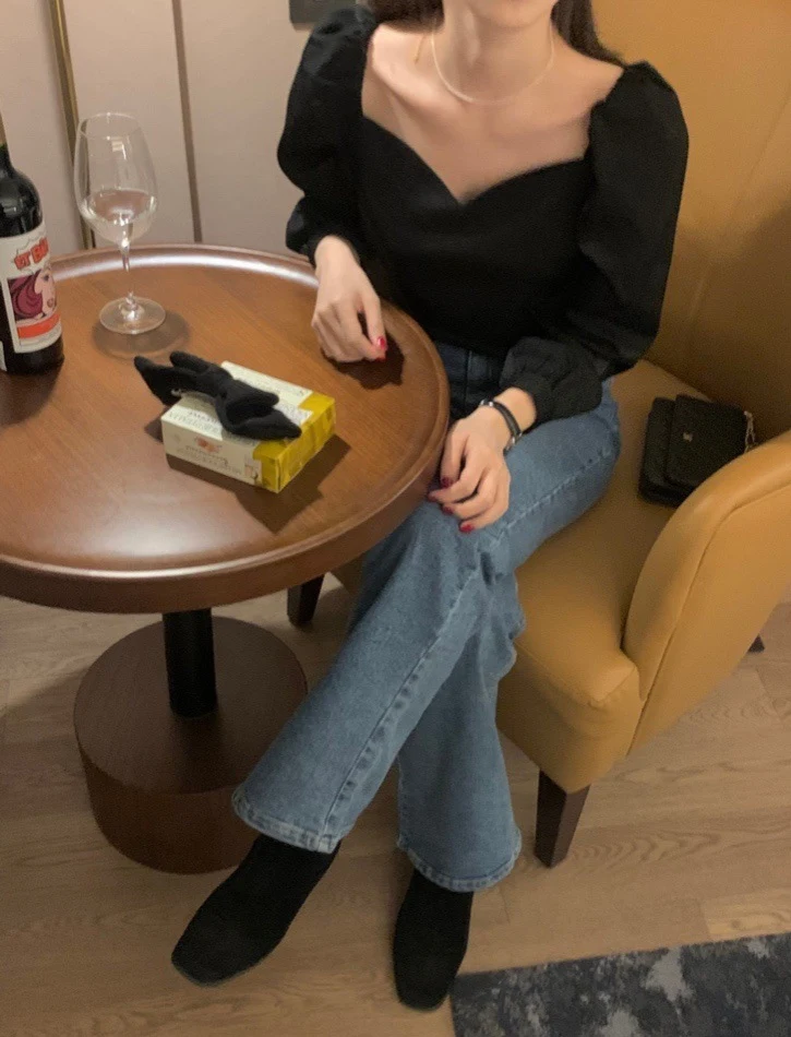 Title 12, Ladies Square Neck Puff Sleeve Velvet Shirt Lon...