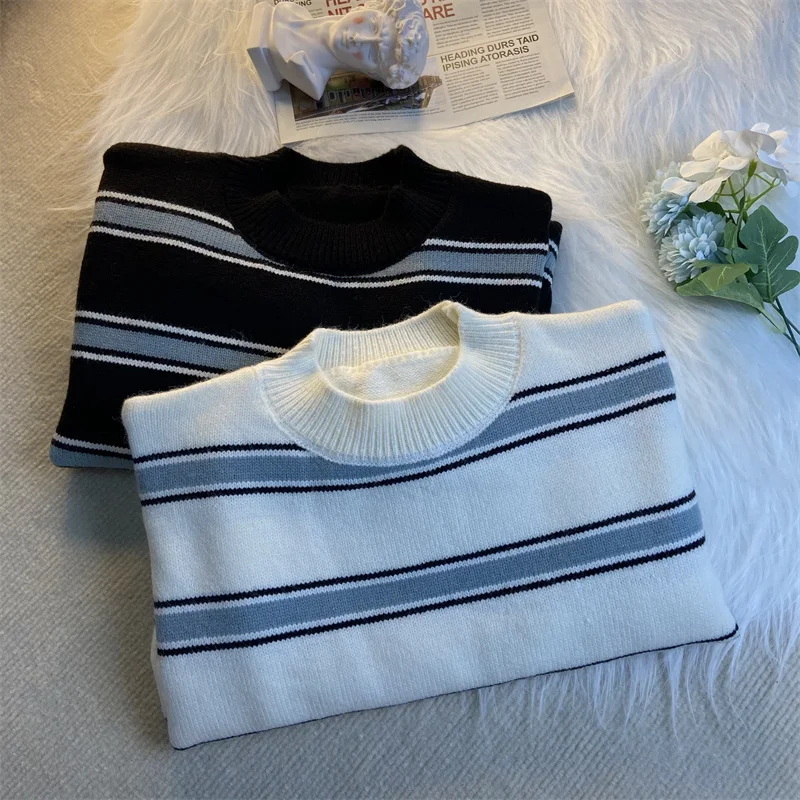 Gestreifter Pullover mit Rundhalsausschnitt für Herren im Herbst- und Winterstil — foto 3