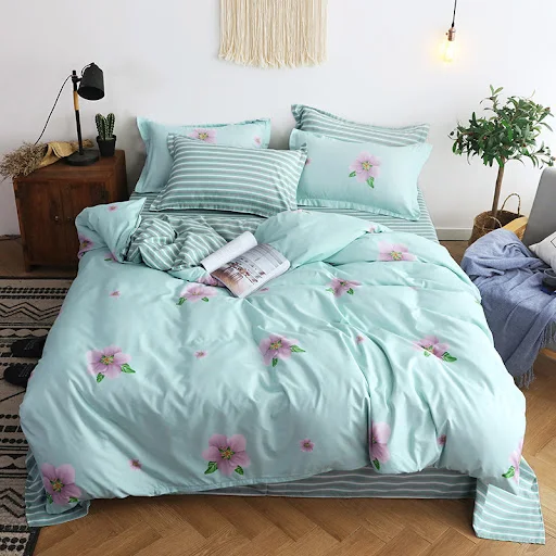 Title 1, Four-piece bedding quilt cover and pillowcase s...