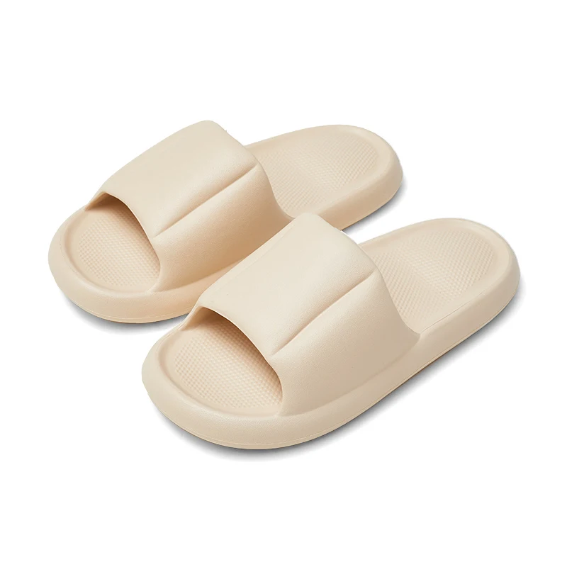 Chinelos de massagem com sola grossa para homens e mulheres no verão. Conforto e relaxamento para seus pés em dias quentes. — foto 4