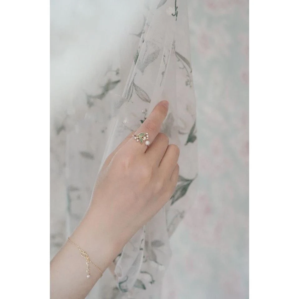 Anel feminino Linglan Element em prata S925 banhada, design elegante e feminino. Ideal para uso diário, presente perfeito e brilho sutil e duradouro. — foto 2