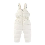 Winddichte waterdichte ski-overall voor jongens en meisjes met grote bontkraag. Met katoen gevoerde overall, ideaal voor wintersport. — foto 3