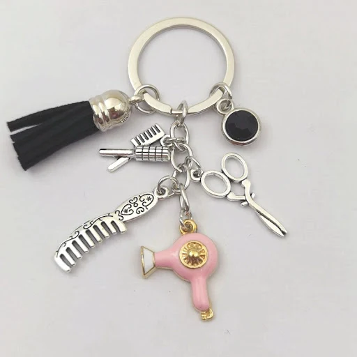 Title 3, Mini Chaveiro com Borla e Diamante Negro. Sofis...