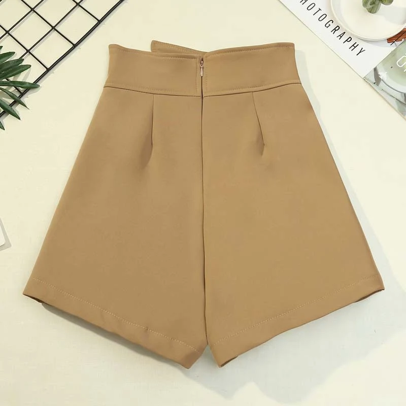 Jupe-culotte décontractée taille haute, coupe trapèze, jambes larges, parfaite pour un style décontracté et élégant au quotidien. — photo 2