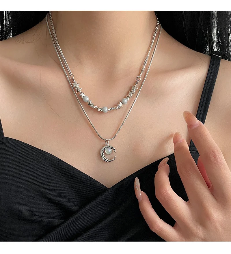 Title 3, Moon Stitching Stars Ketting Twin, een uniek si...