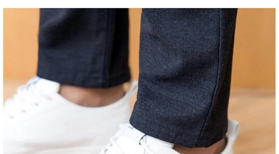 Title 14, Slim-Fit brušene pantalone
