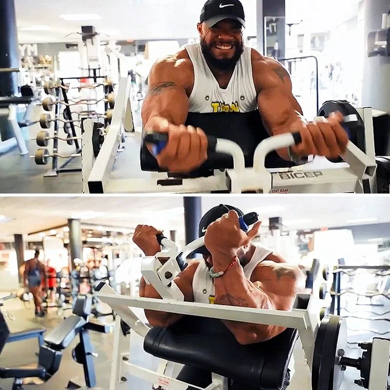 Kit Arm Biceps Bomber Assistente de Fitness Pegada Desenvolva bíceps e antebraços fortes com este equipamento ergonômico e eficaz. — foto 7