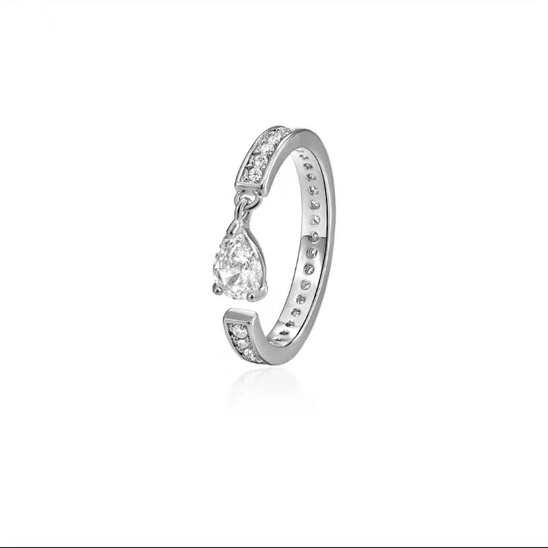 Anéis Geométricos de Gota d'água com Cristais de Zircônia para Mulheres. Joia elegante e brilhante, perfeita para realçar seu visual. — foto 2