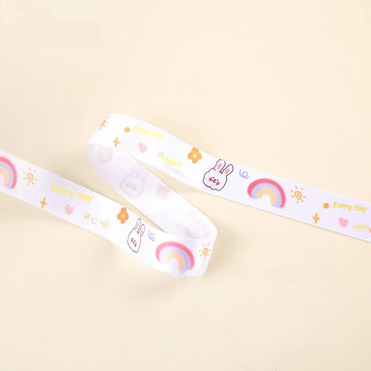 Ruban à motifs de dessins animés pour enfants, idéal pour le bricolage et la décoration. Apportez une touche amusante et créative. — photo 10