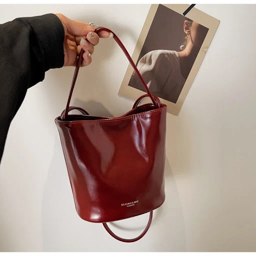 Title 9, High-End Western Style Red Messenger Bag, Exqui...