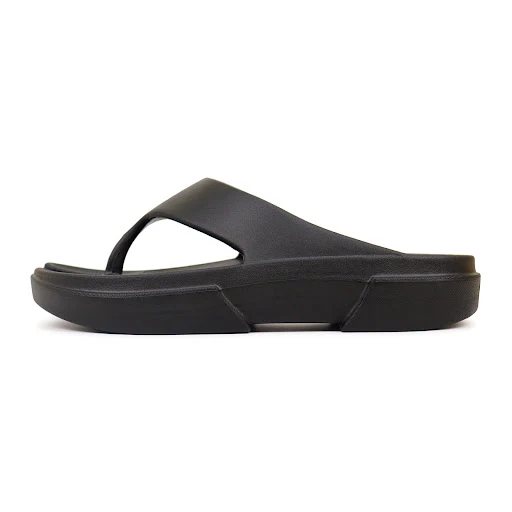 Title 17, Thick-soled Horseshoe Flip Flops, Comfortable a...